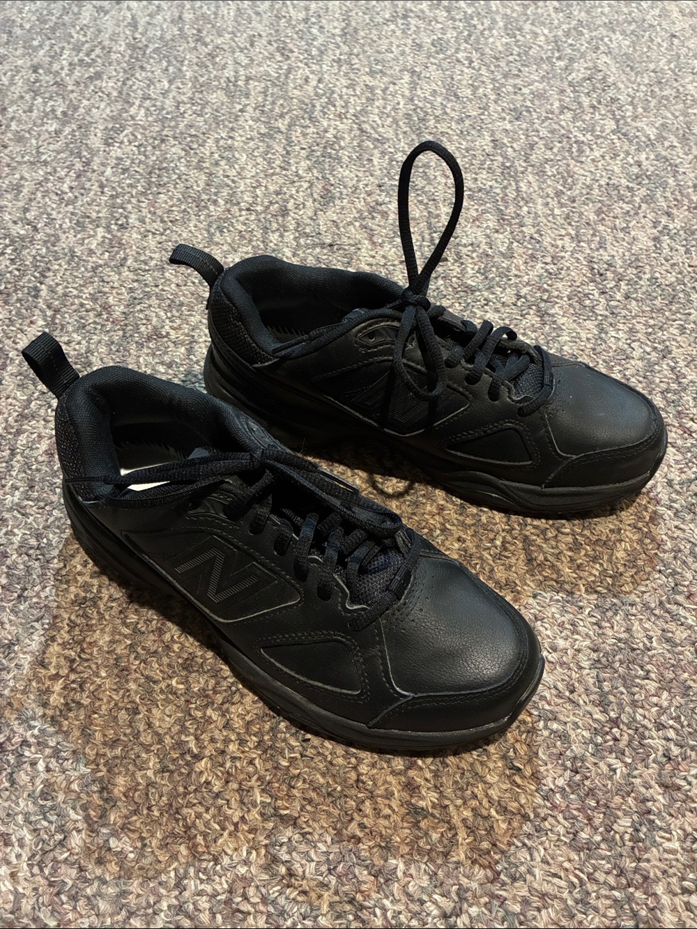 New Balance Black Women's Lace-Up Athletic Sneakers. Missing Insoles